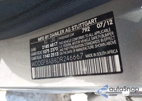 2013 Mercedes-Benz C 300 Sport 4Matic z USA, uszkodzony, nr VIN WDDGF8AB8DR246667